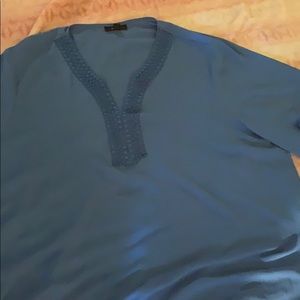 Women’s dress shirt